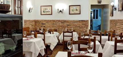La Yaya Amelia Restaurant