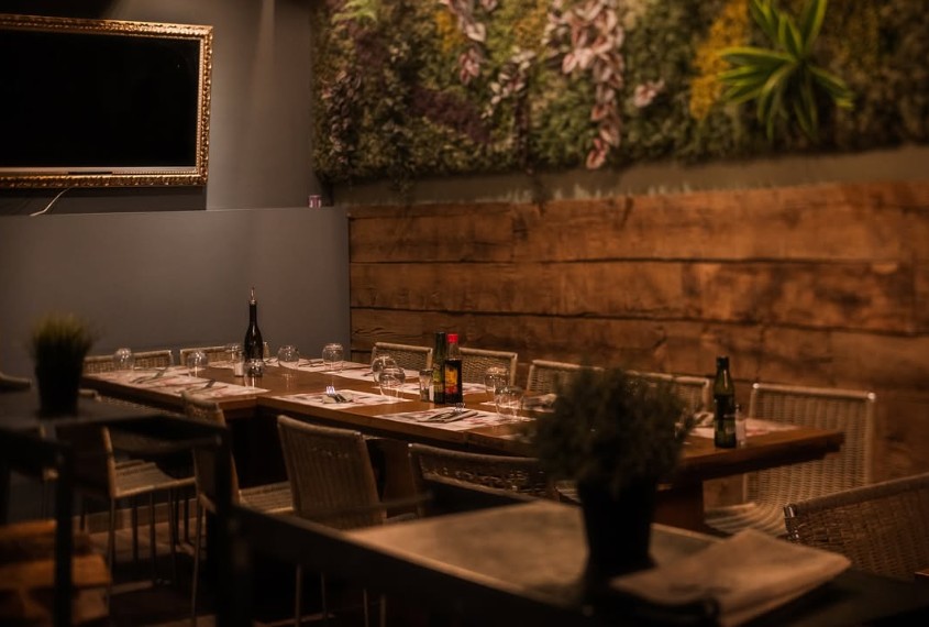 restaurant
