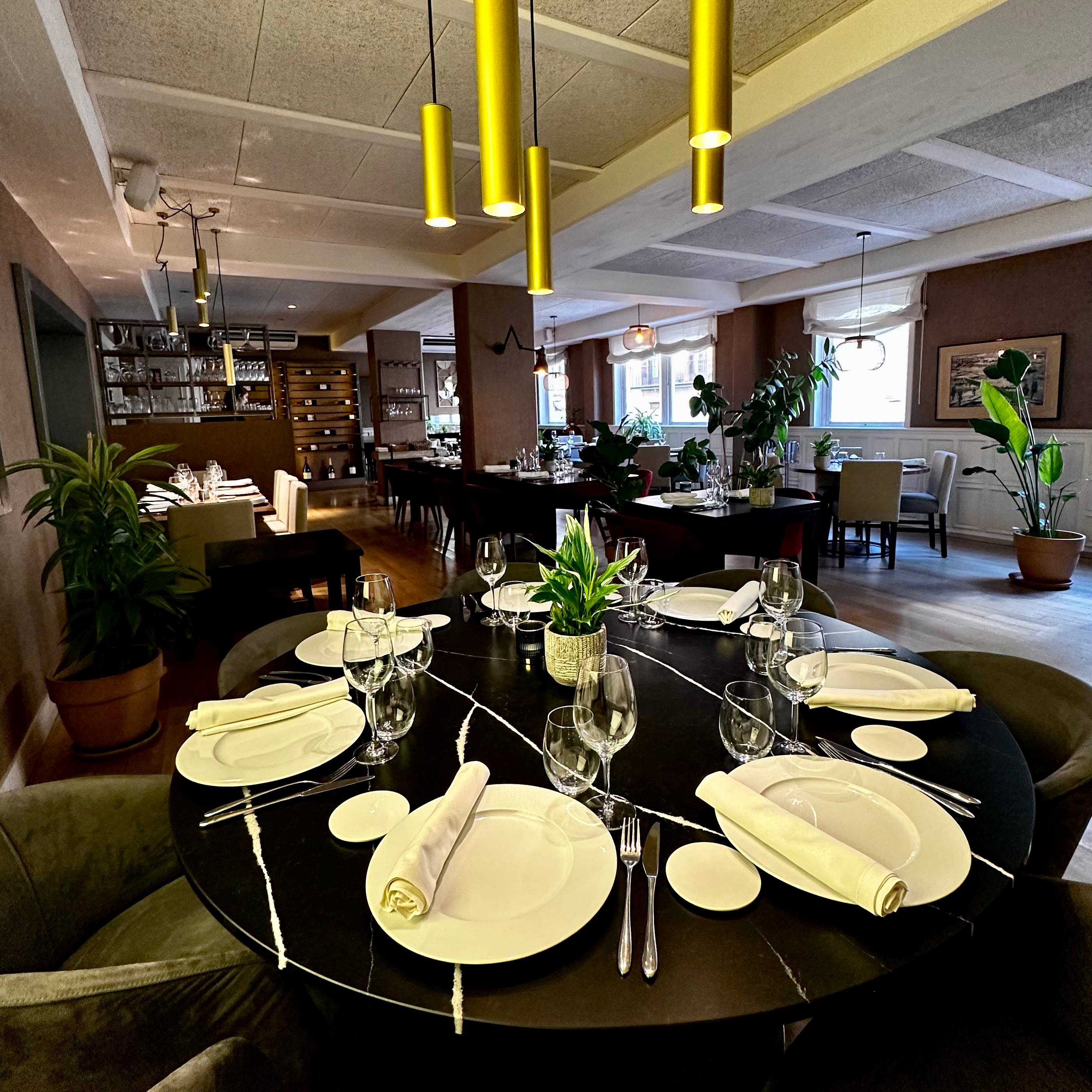 restaurant