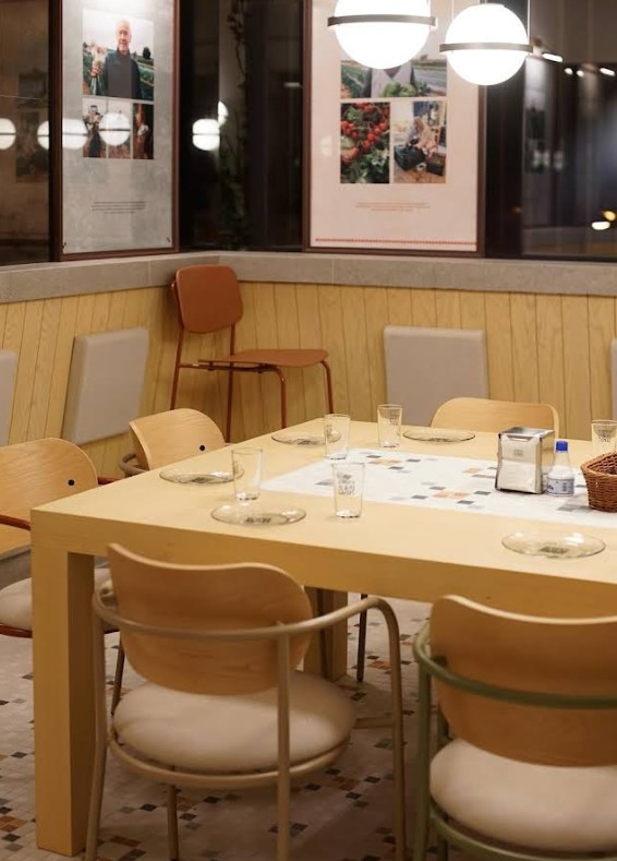 restaurant