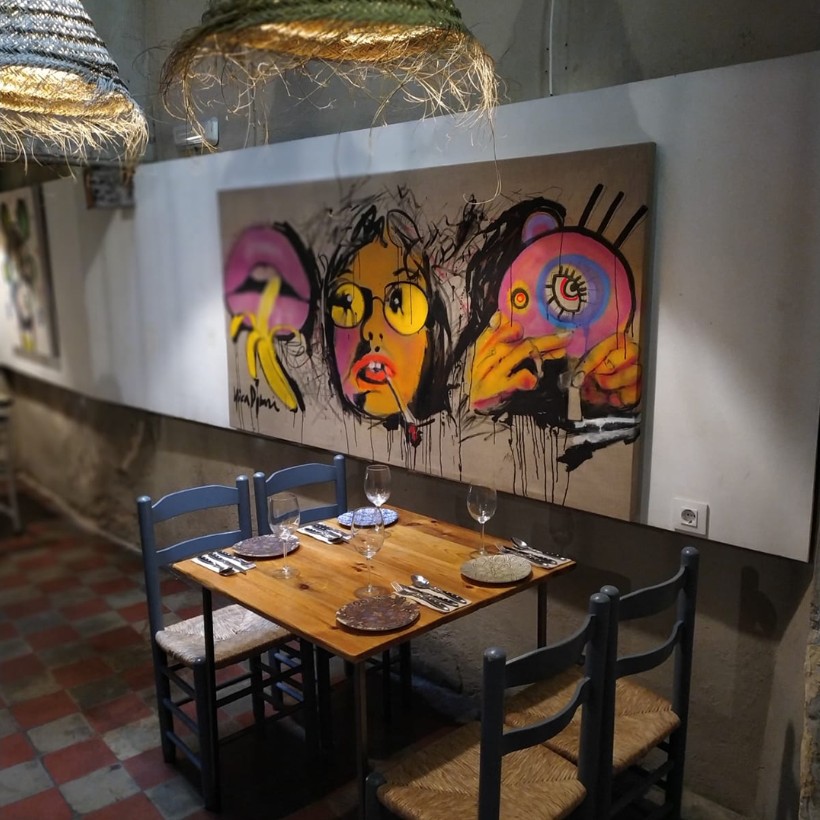 restaurant