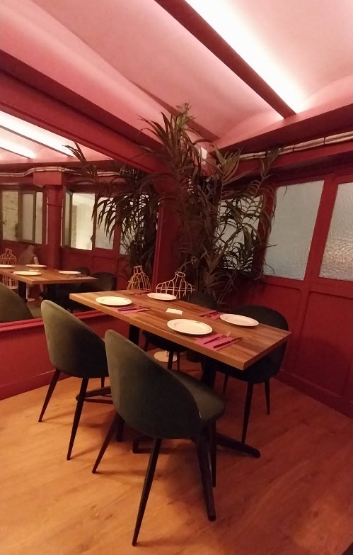 restaurant