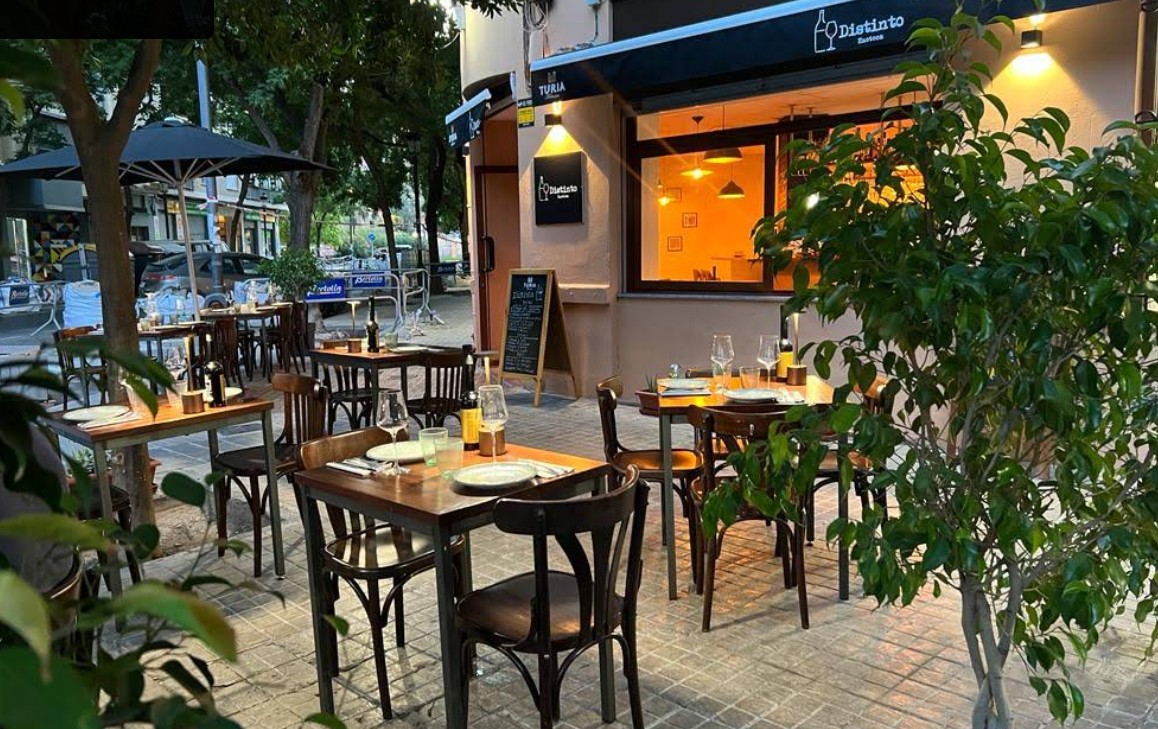 restaurant