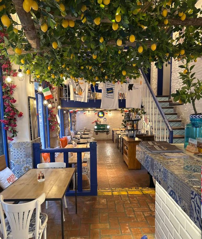 restaurant