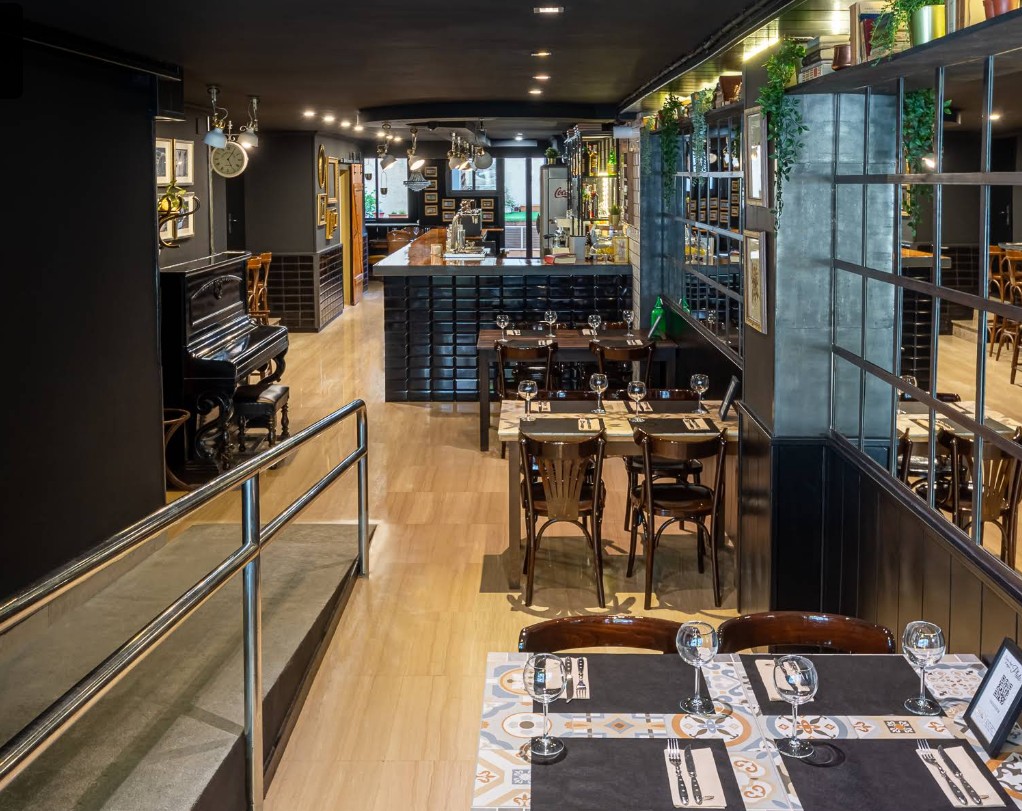restaurant
