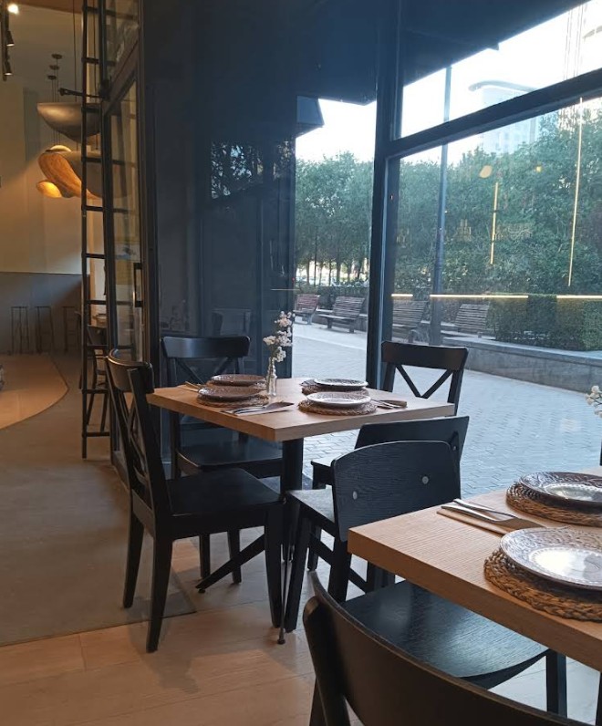 restaurant