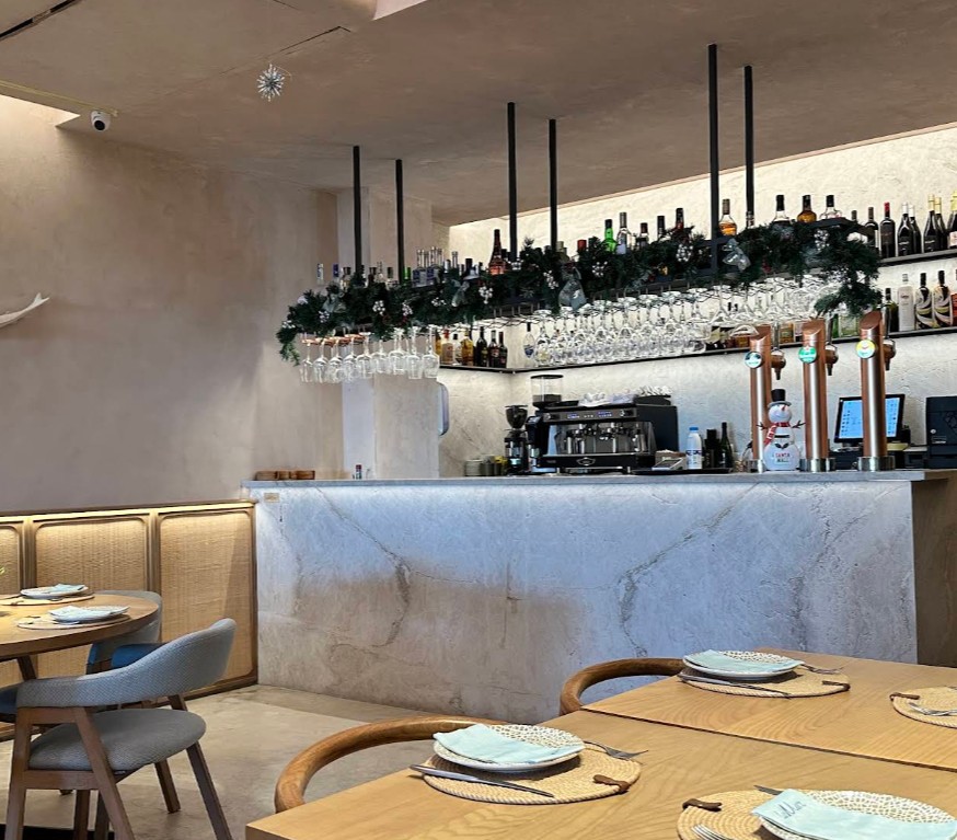 restaurant