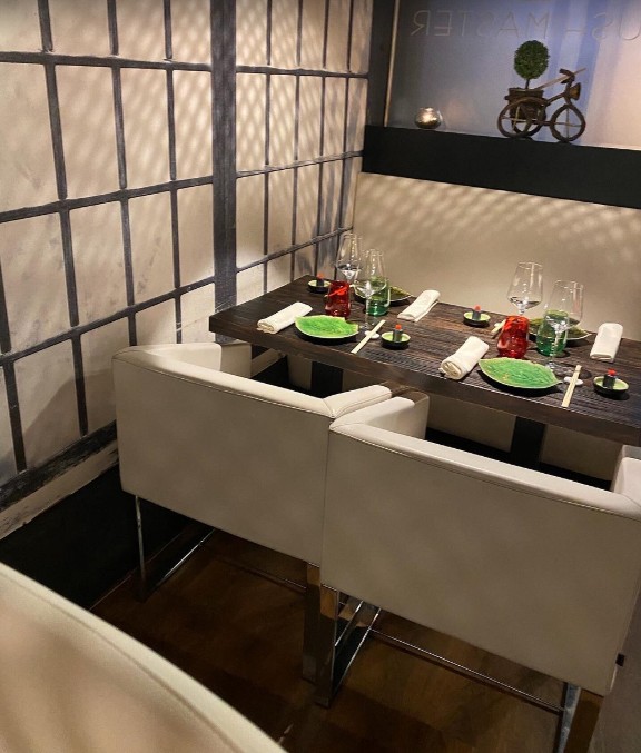 restaurant