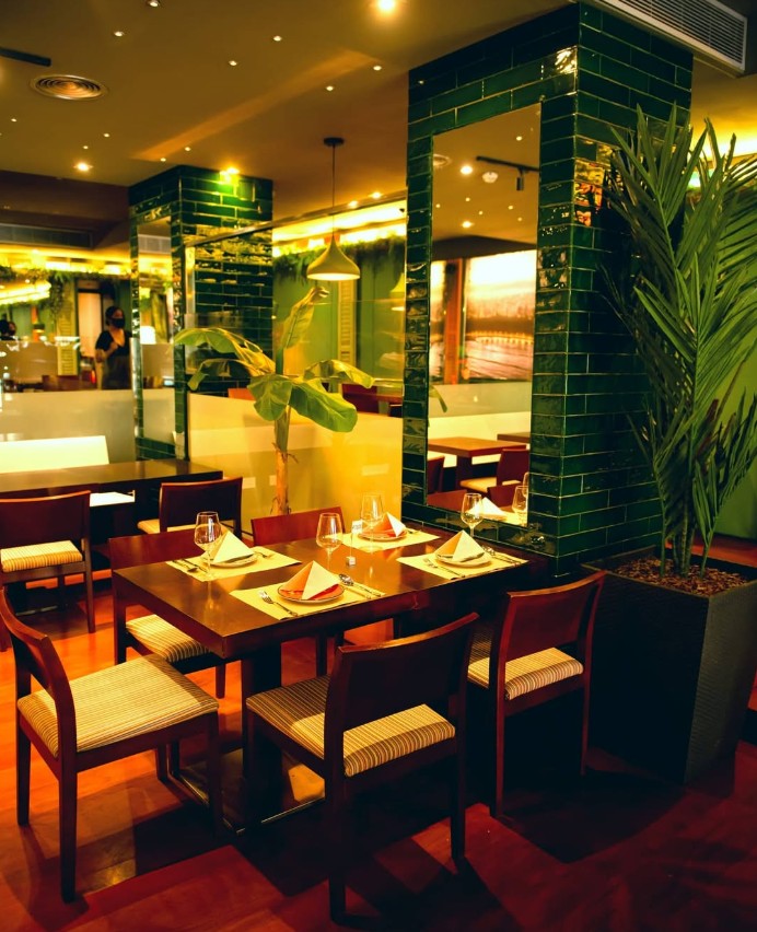 restaurant