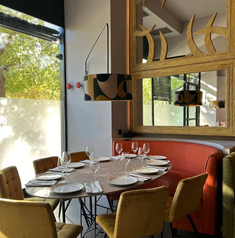 restaurant
