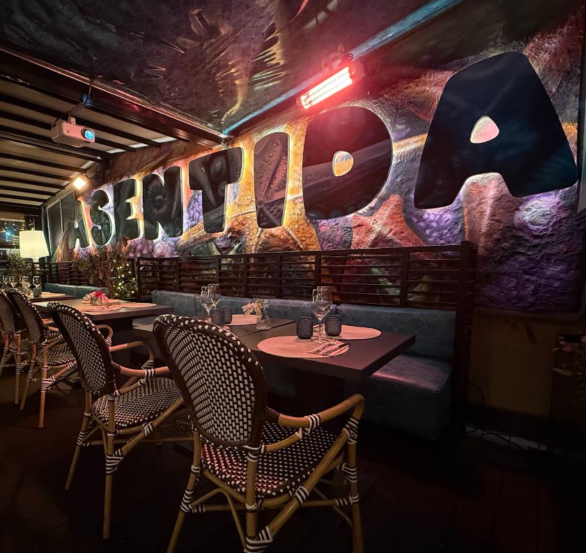 restaurant