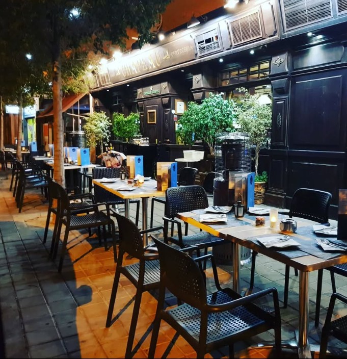 restaurant