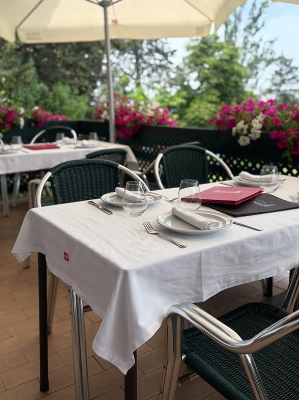 restaurant