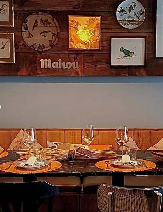 restaurant