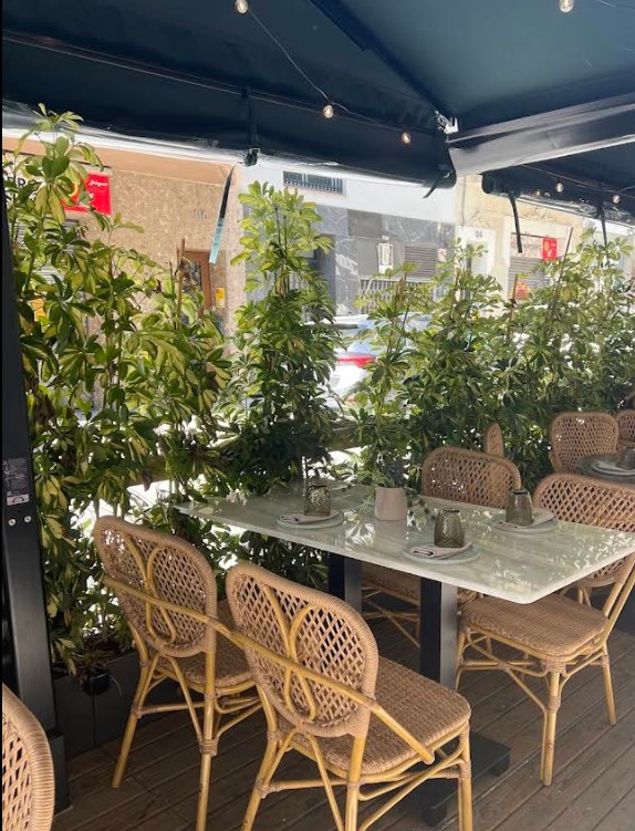 restaurant