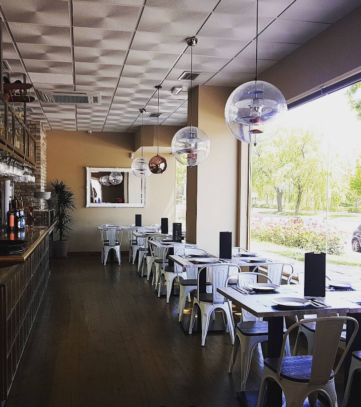 restaurant