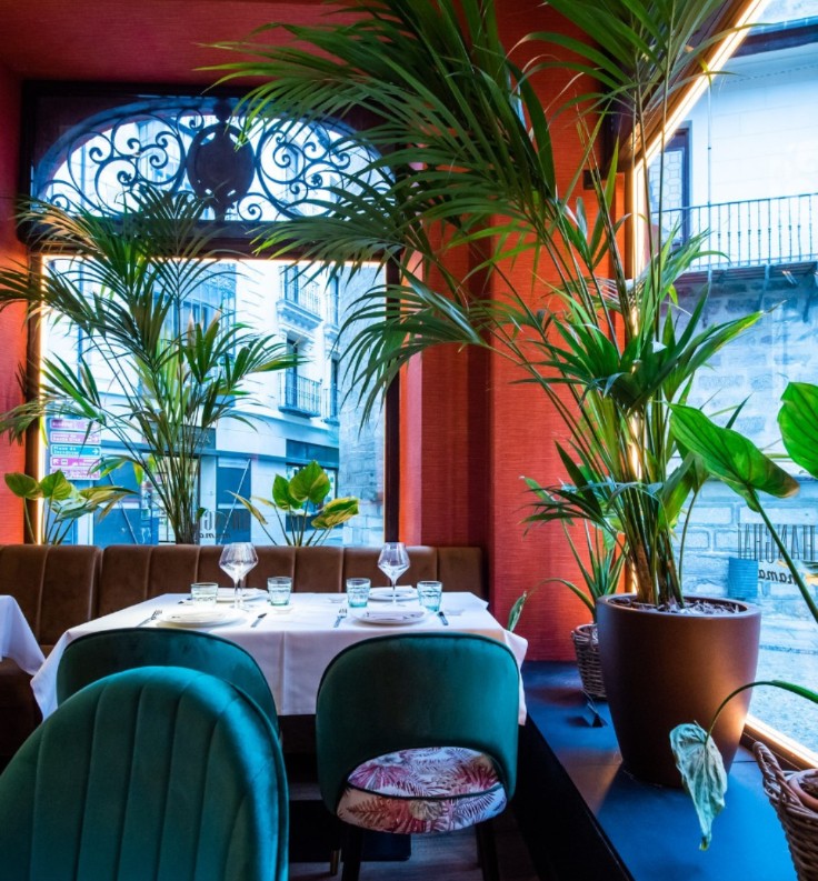 restaurant