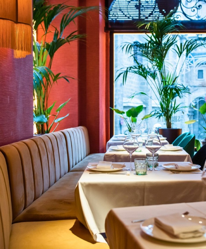 restaurant
