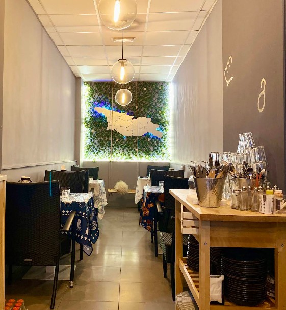 restaurant