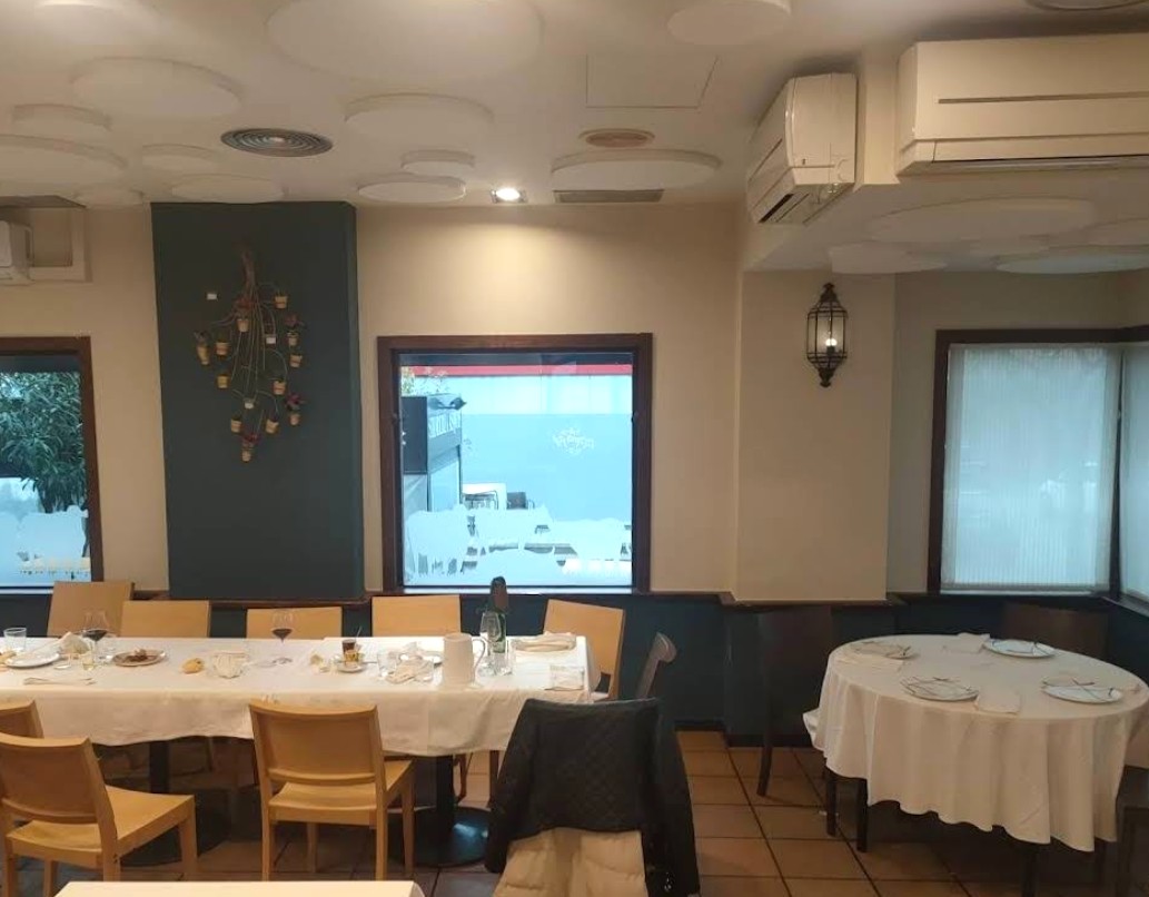 restaurant