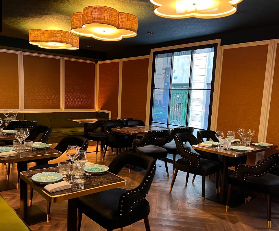 restaurant