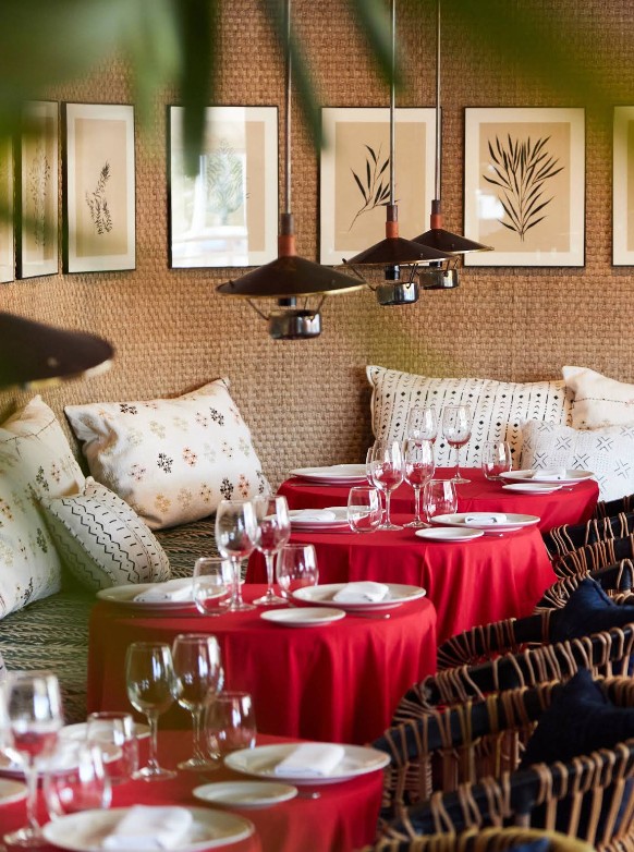 restaurant