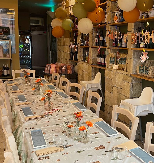 restaurant