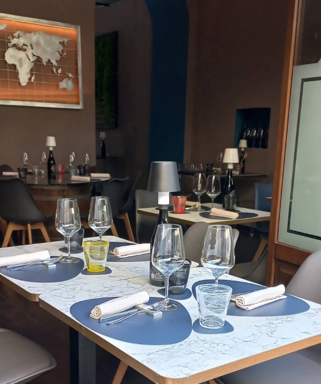 restaurant