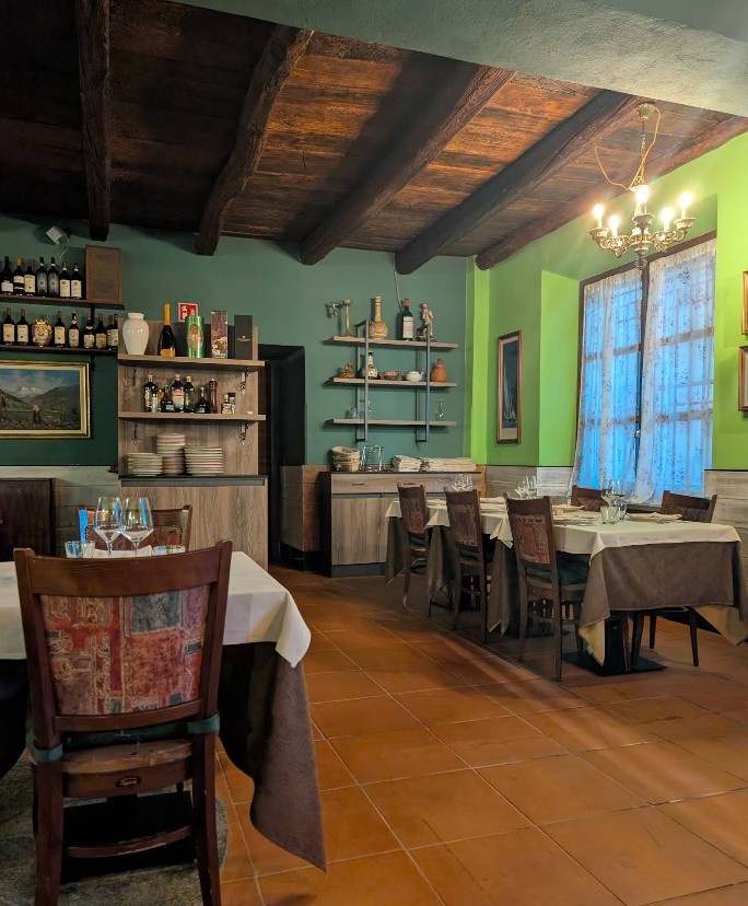 restaurant