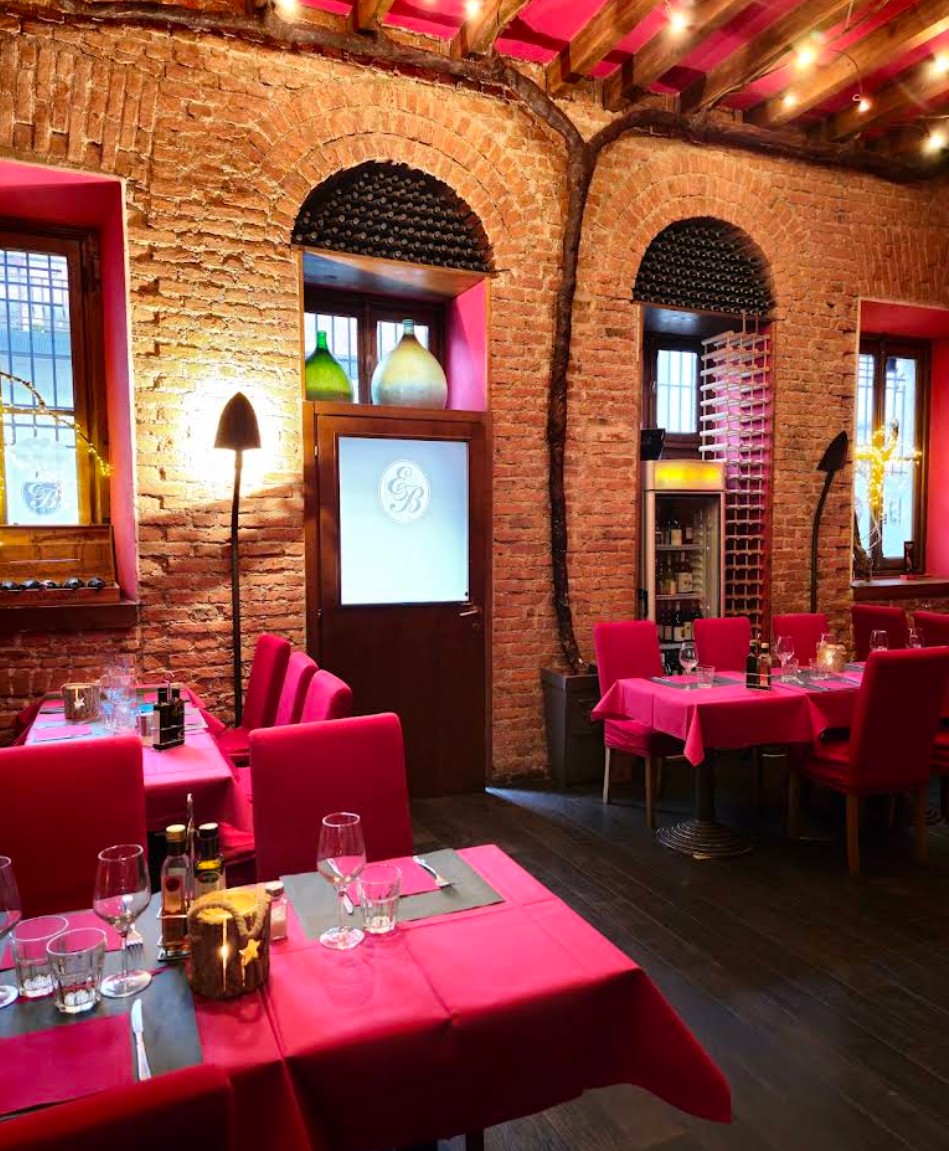 restaurant