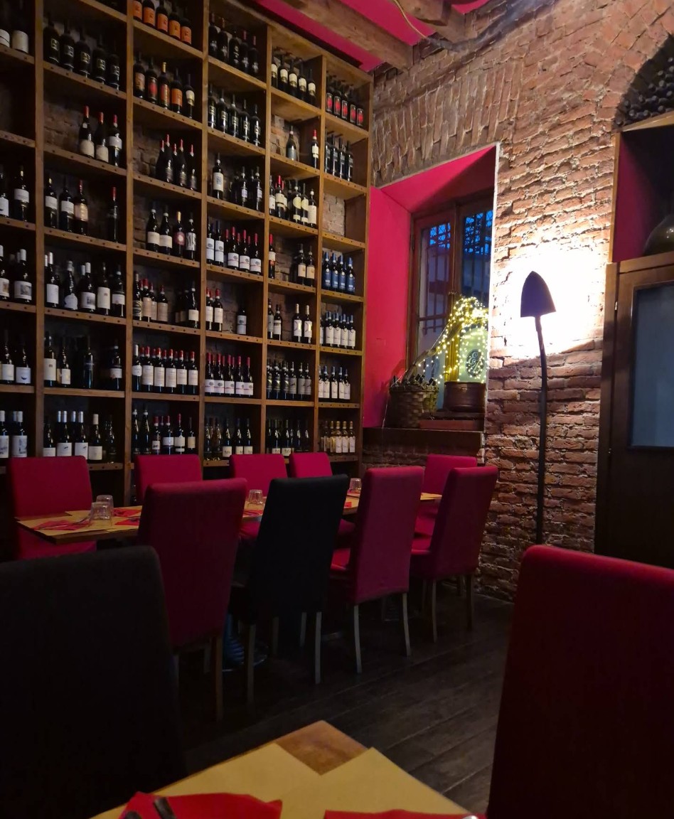restaurant