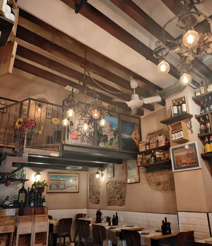 restaurant