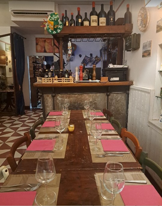 restaurant