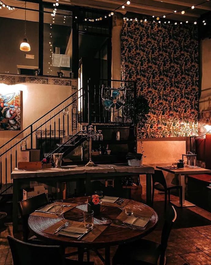 restaurant