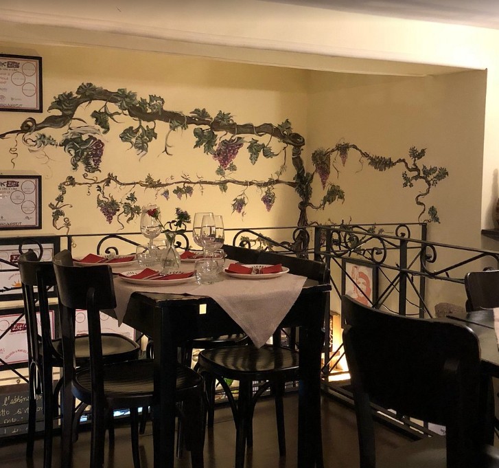 restaurant