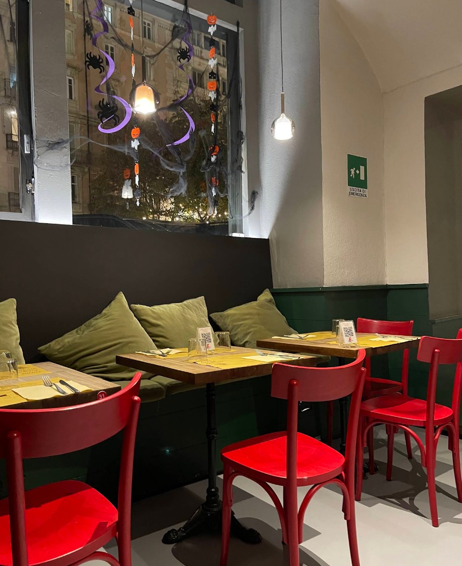 restaurant