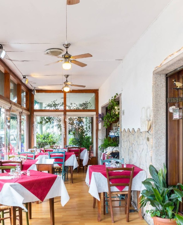 restaurant
