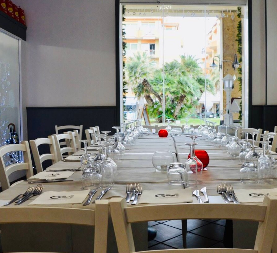 restaurant
