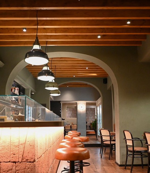 restaurant