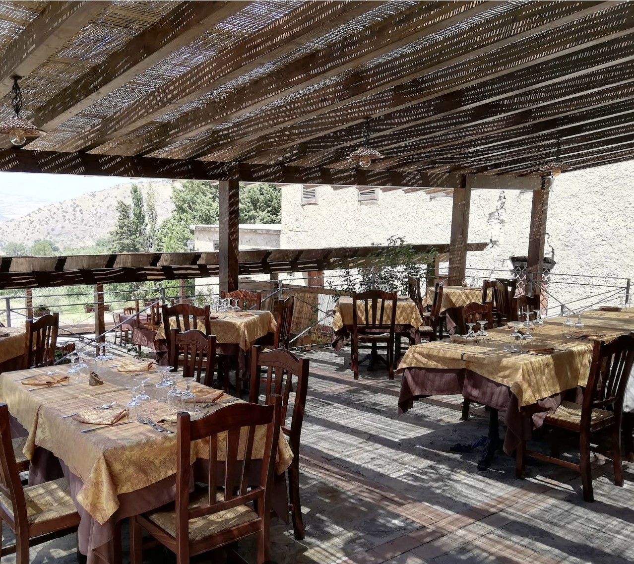restaurant