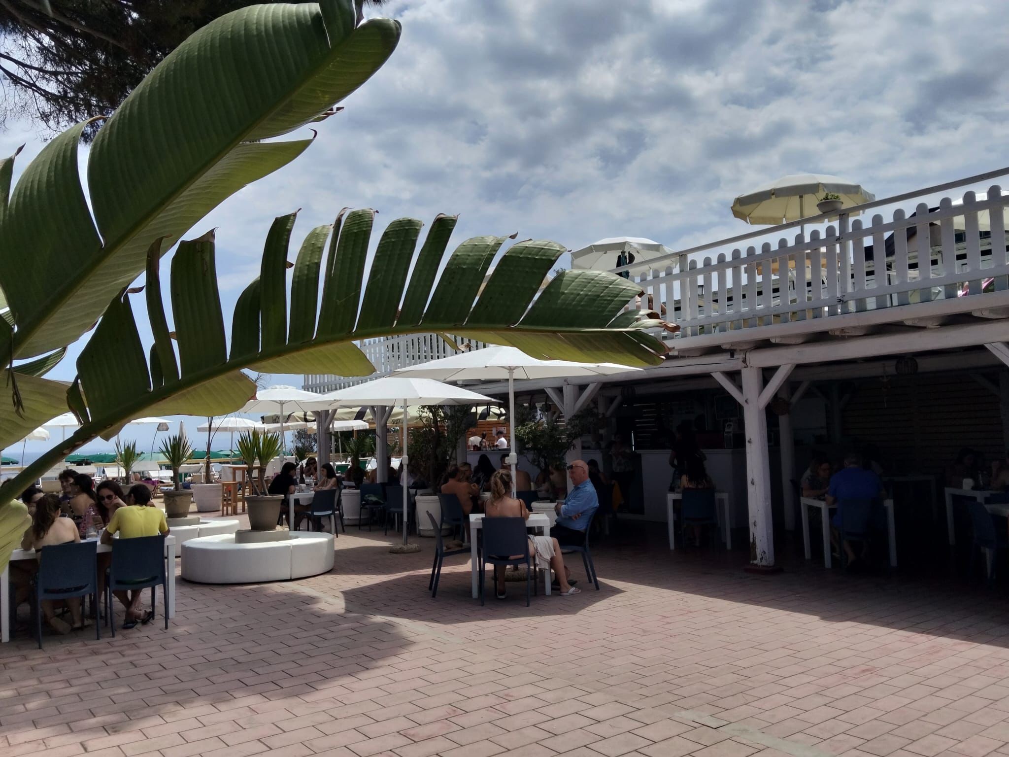 restaurant