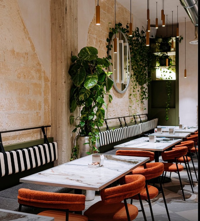 restaurant