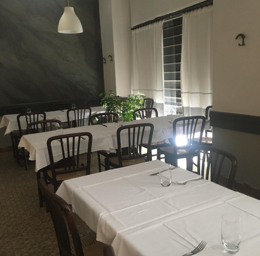 restaurant