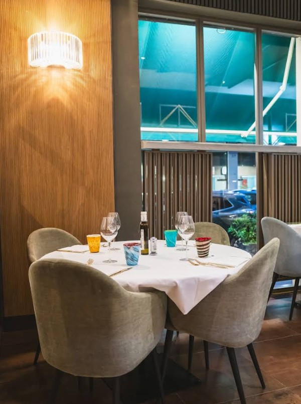 restaurant