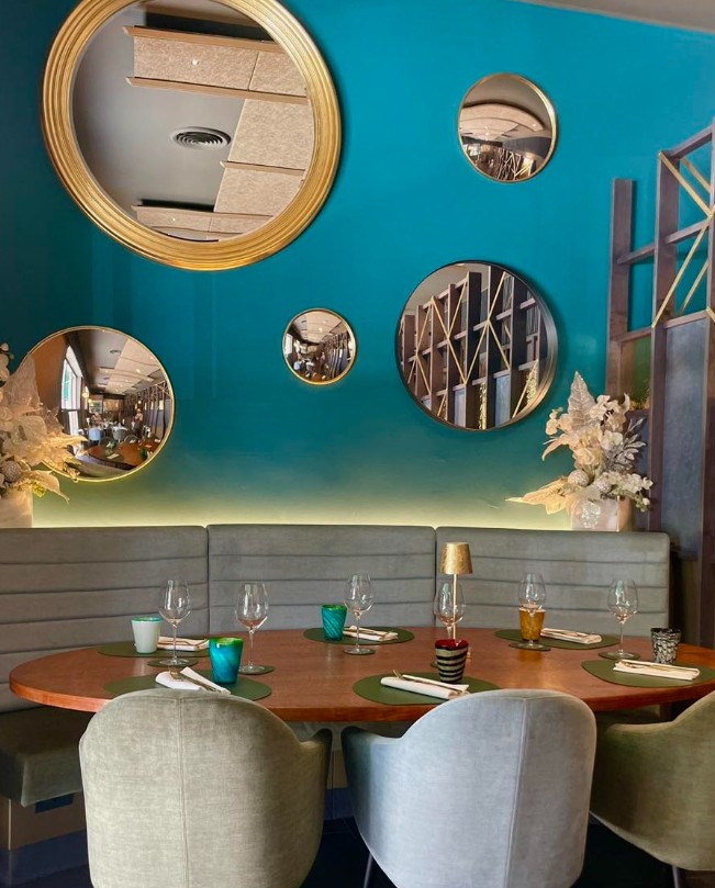restaurant