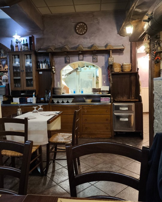 restaurant