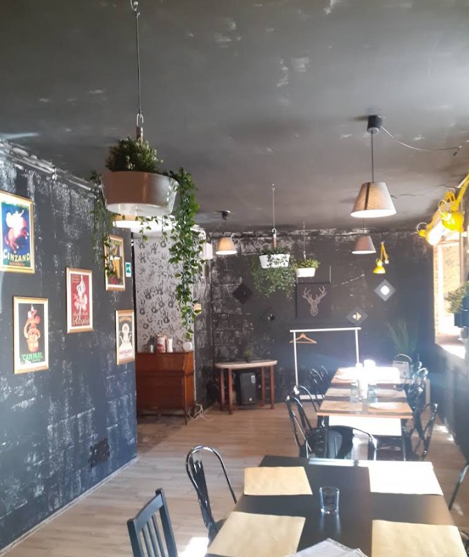 restaurant