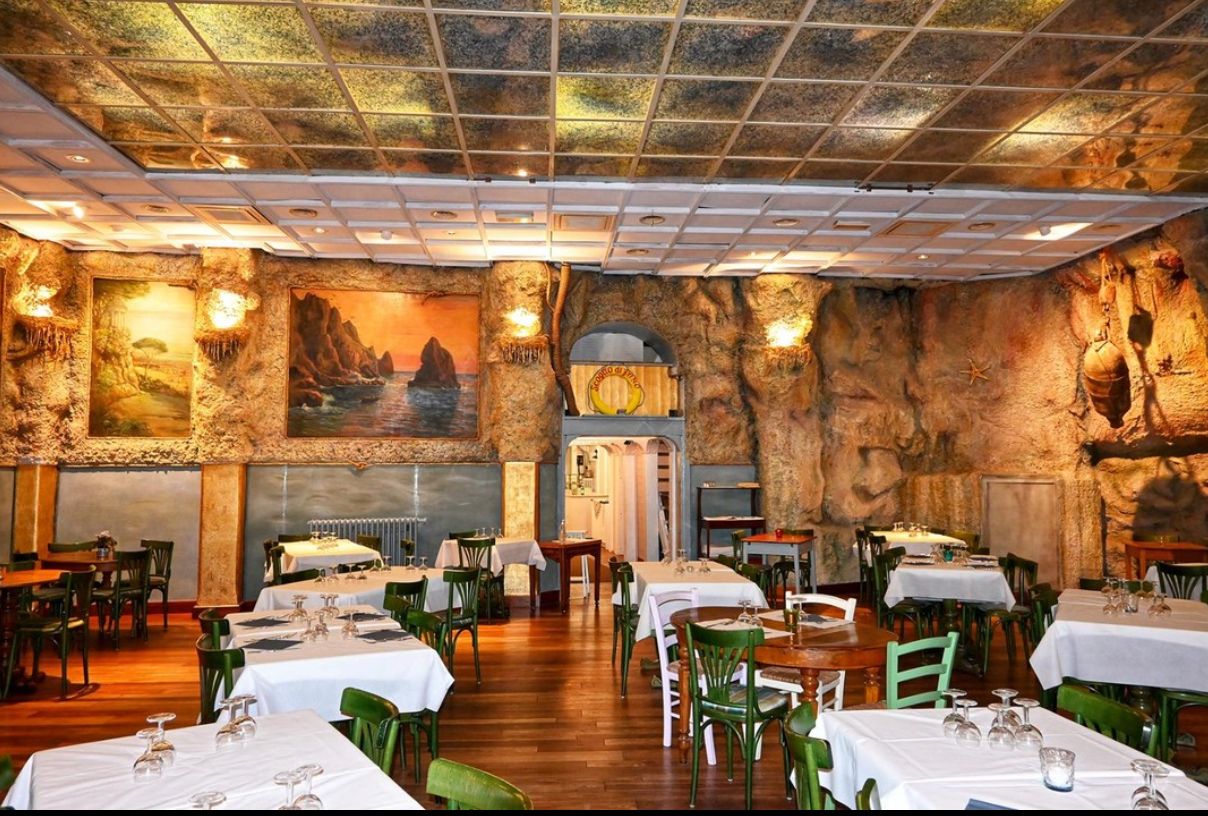 restaurant