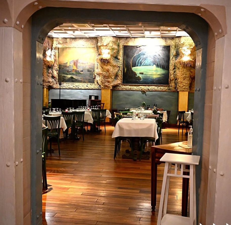 restaurant
