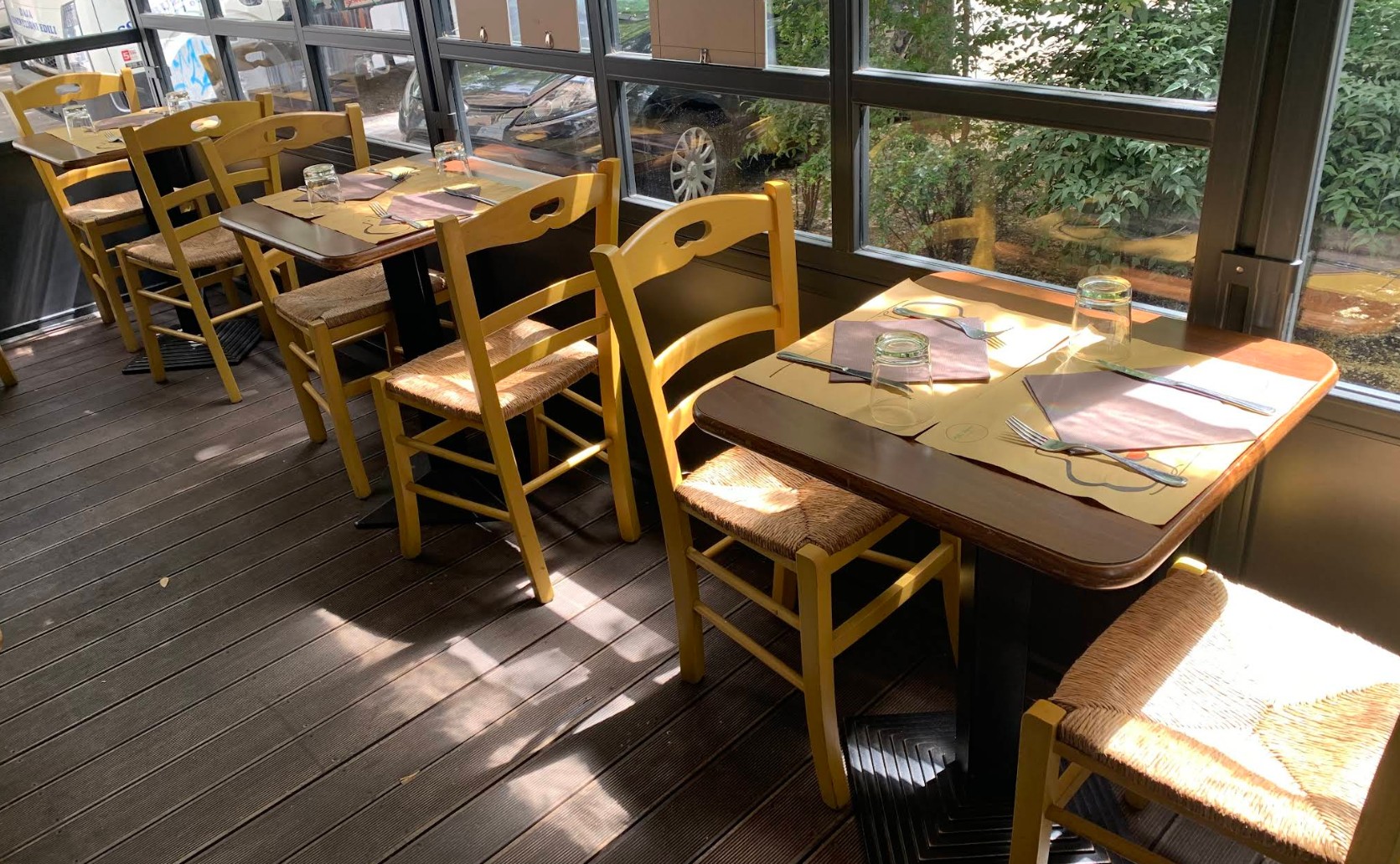 restaurant